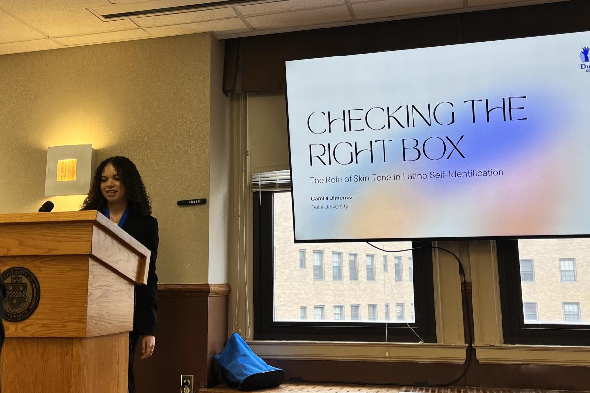 Camila Jimenez presents her research